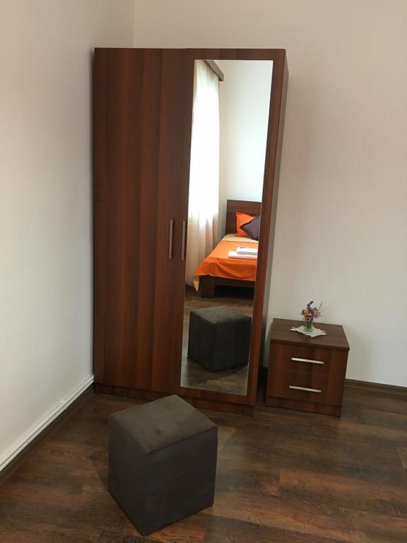 Family & Friends Guest House Dilijan Esterno foto