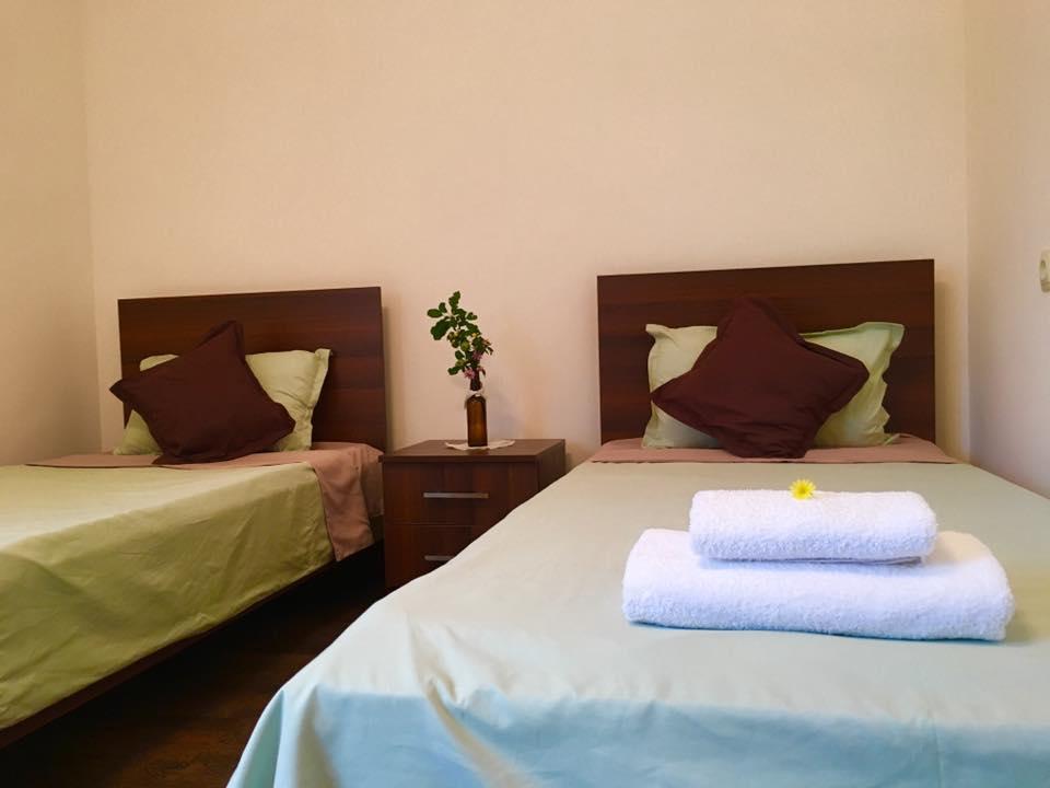 Family & Friends Guest House Dilijan Esterno foto